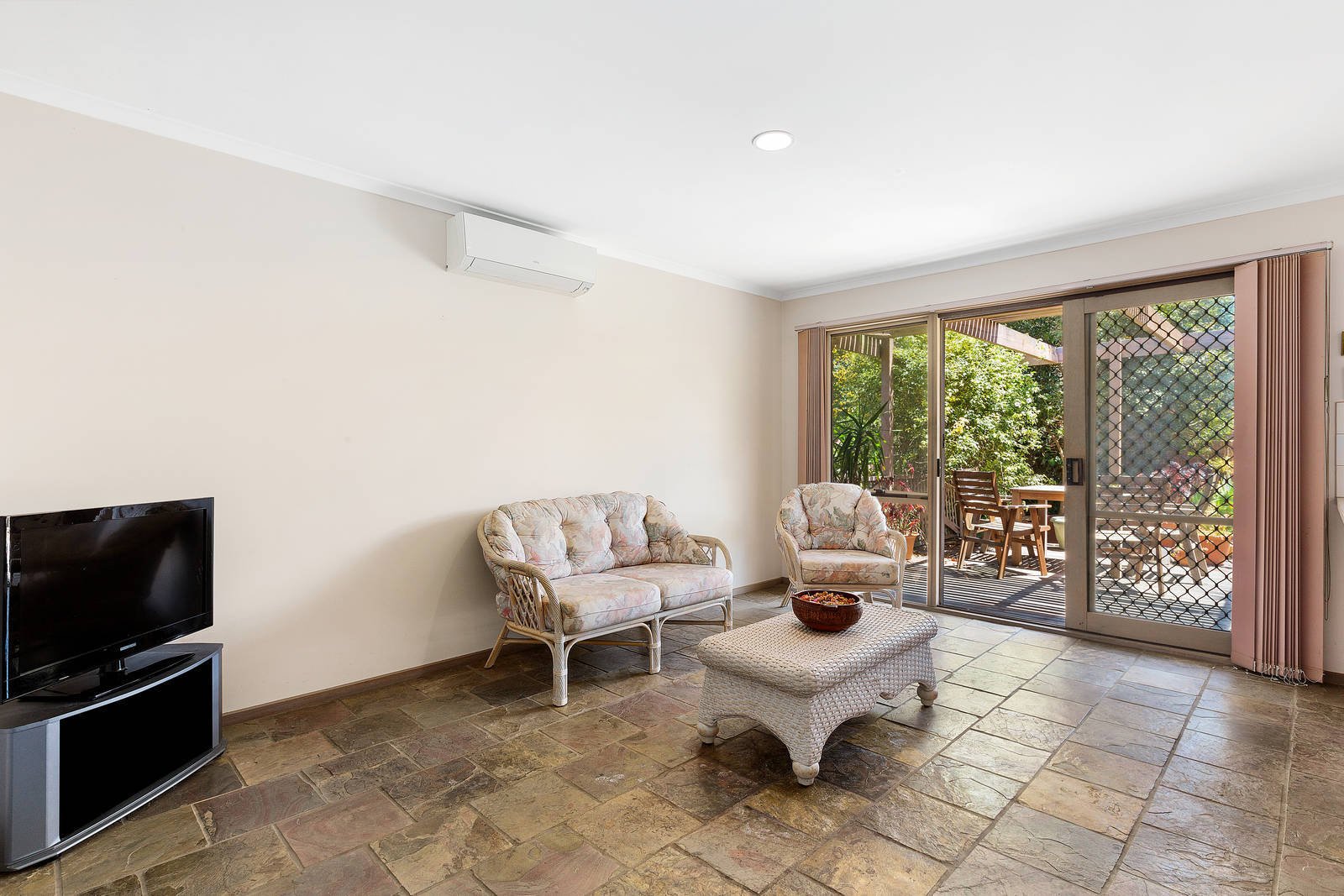 Property Gallery Thumbnail 4
