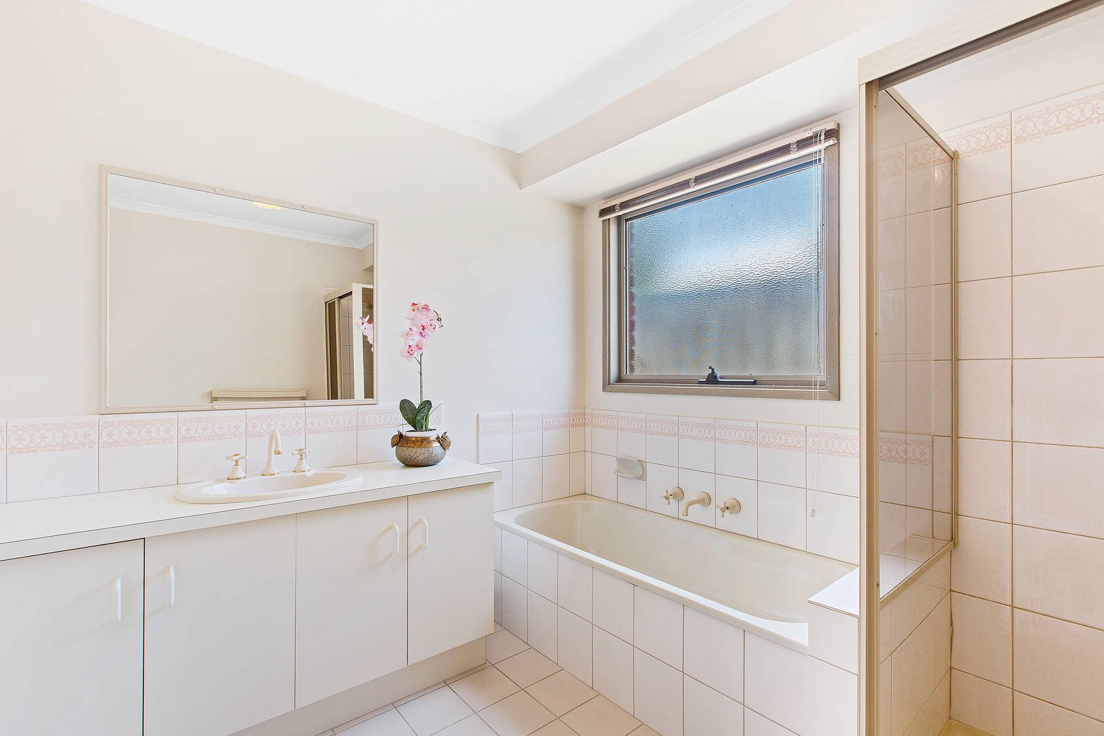 Property Gallery Thumbnail 6