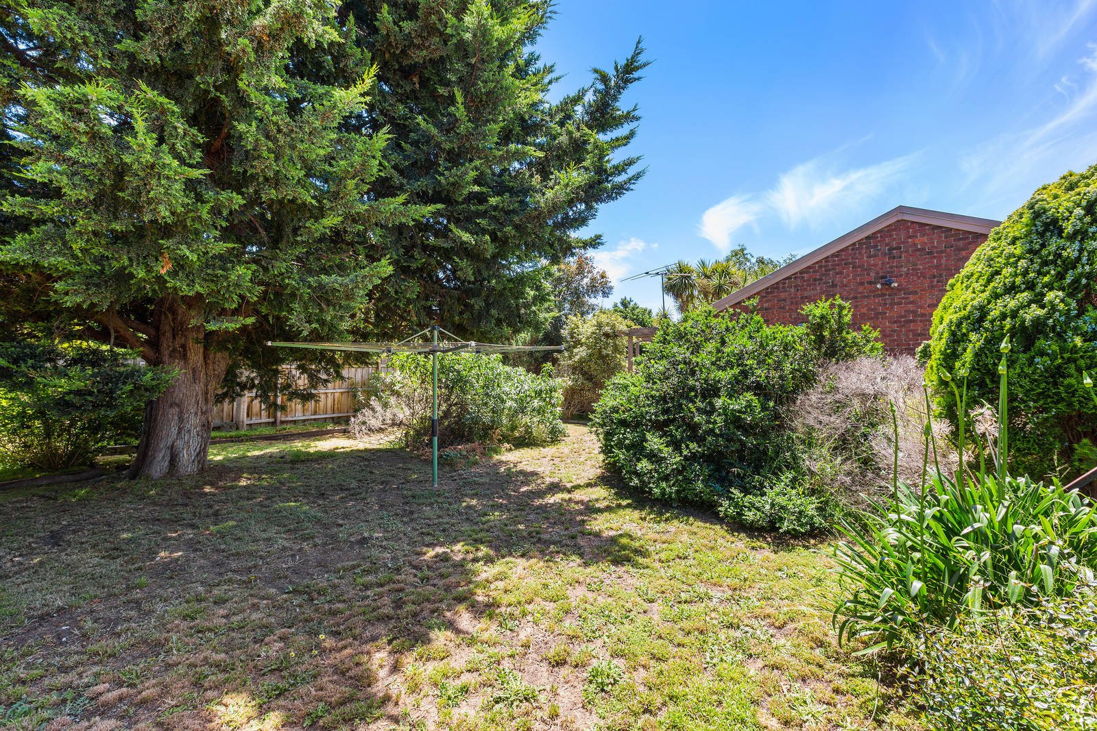 Property Gallery Thumbnail 8
