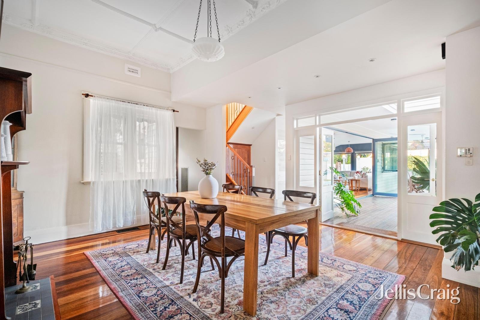 8 Foch Avenue, Coburg image 6