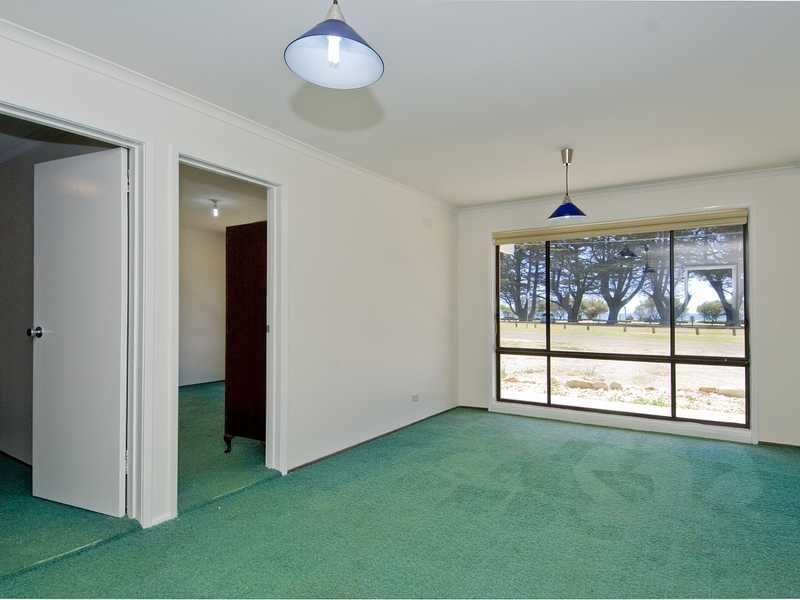 8 Franzel Avenue, Portarlington image 5