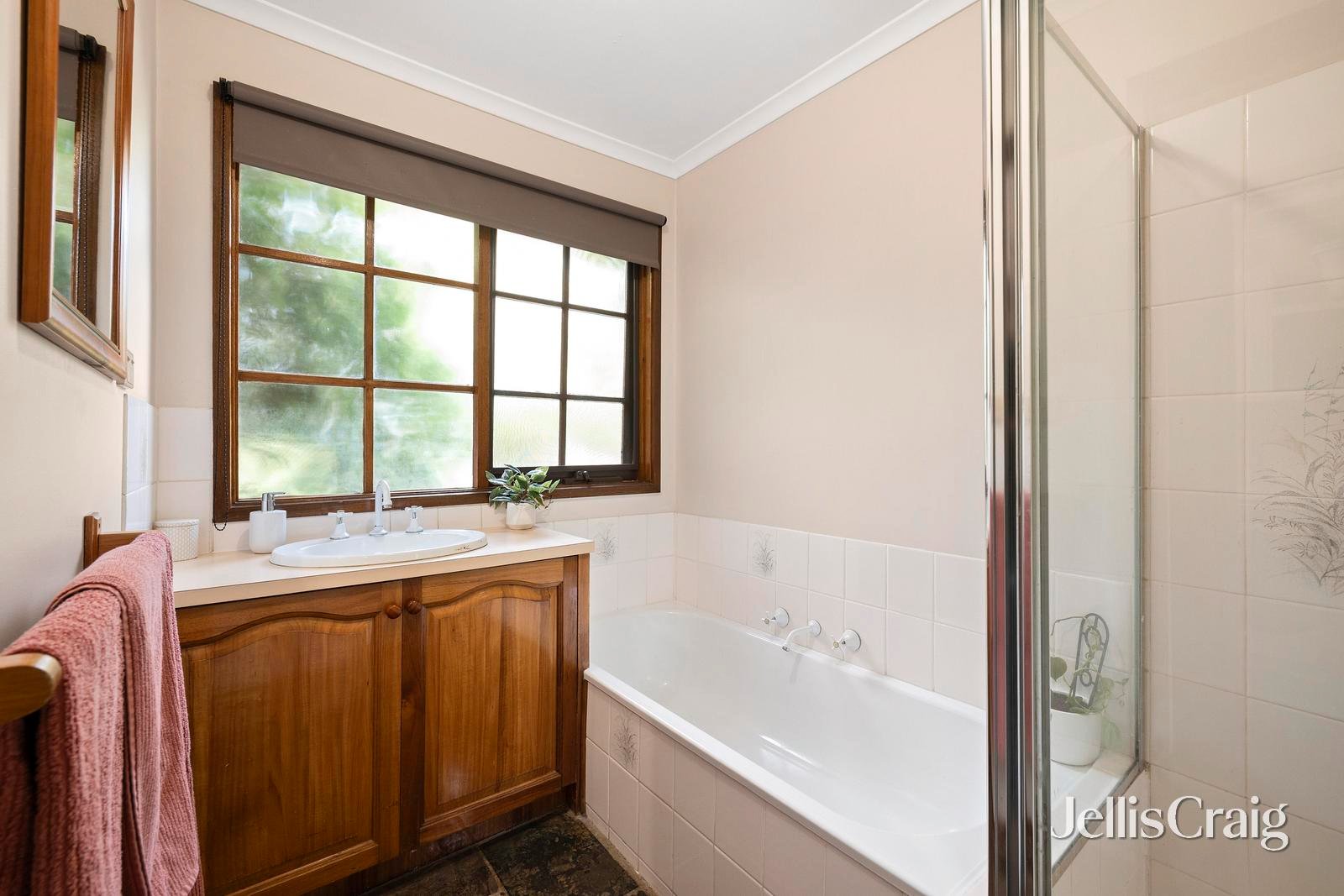 8 French Close, Mooroolbark image 10