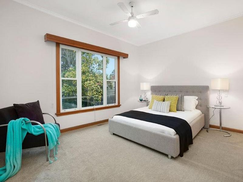 8 George Street, Mont Albert image 5