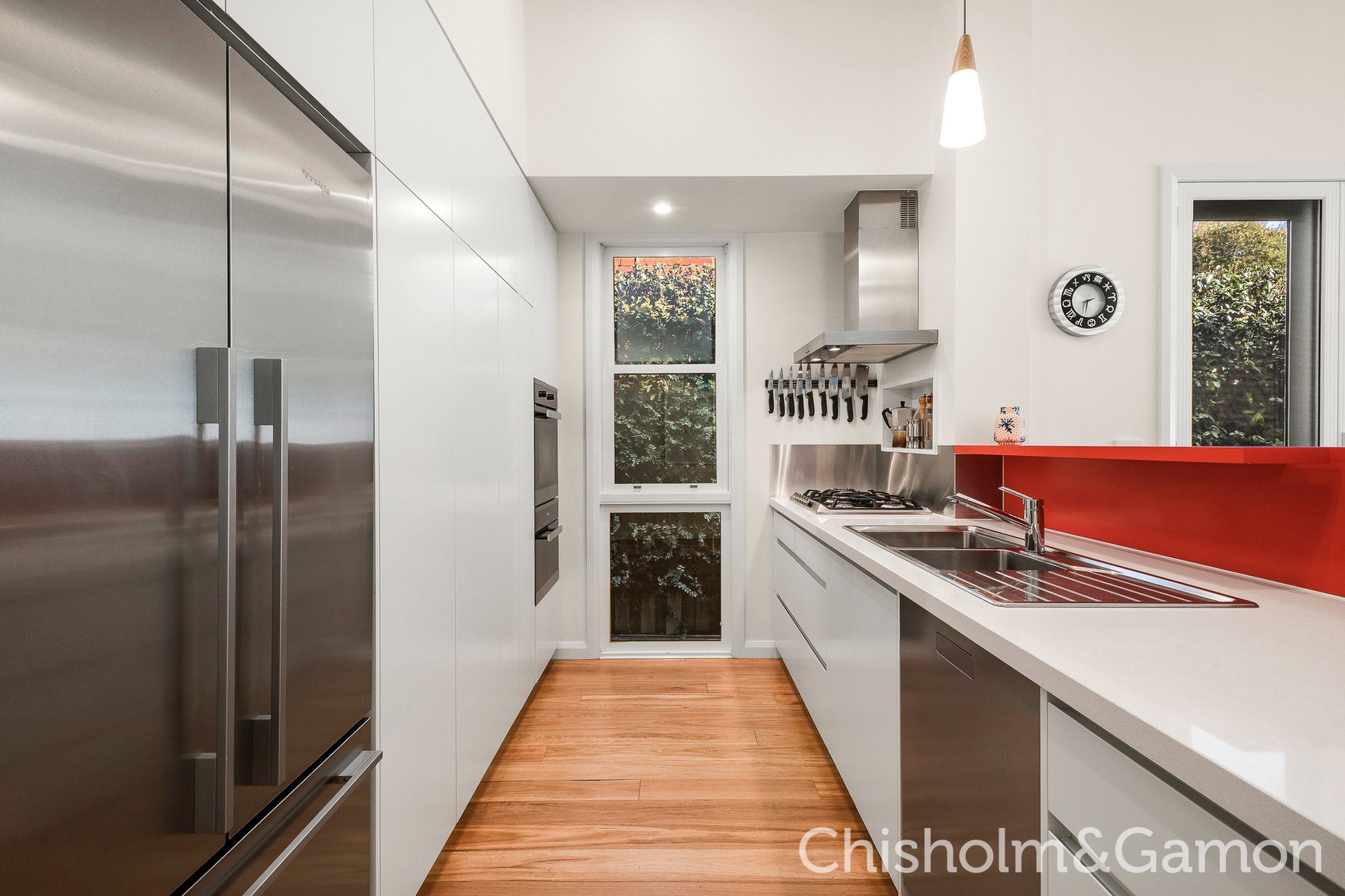 8 Glenmark Avenue, St Kilda image 5