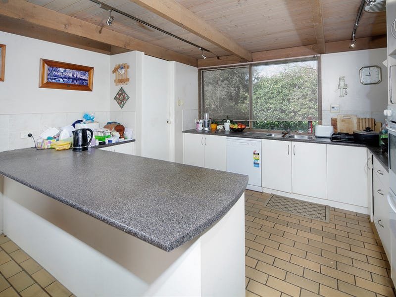 Property Gallery Thumbnail 3