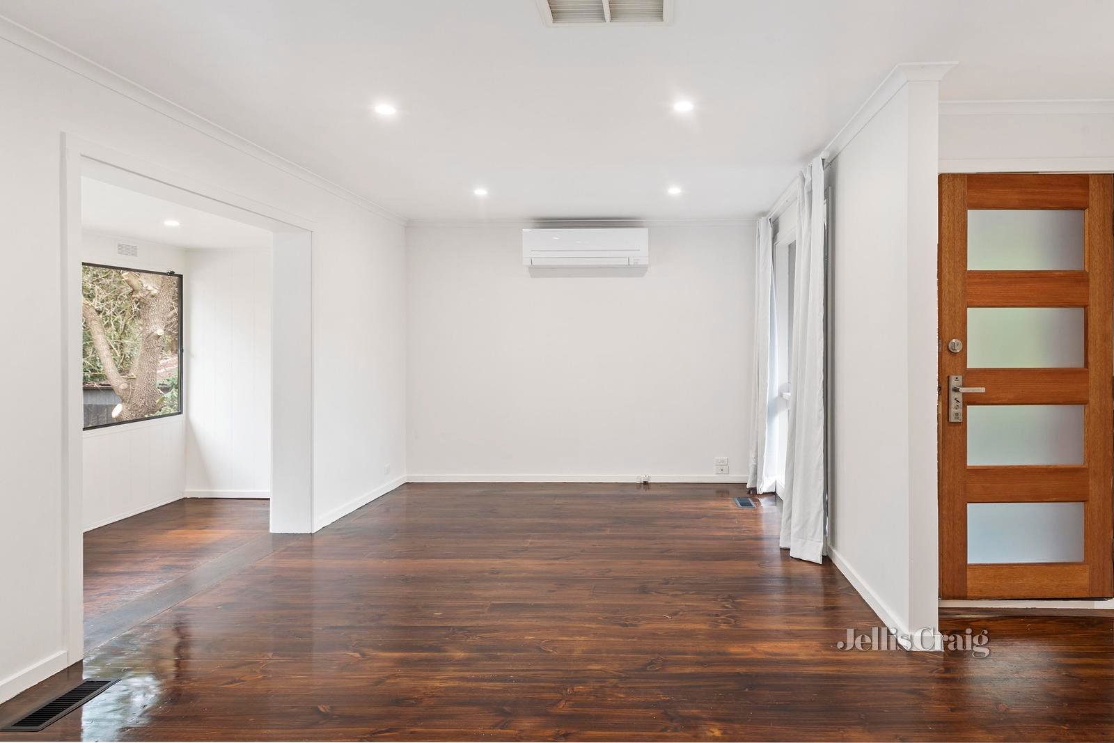 8 Good Governs Street, Mitcham image 2