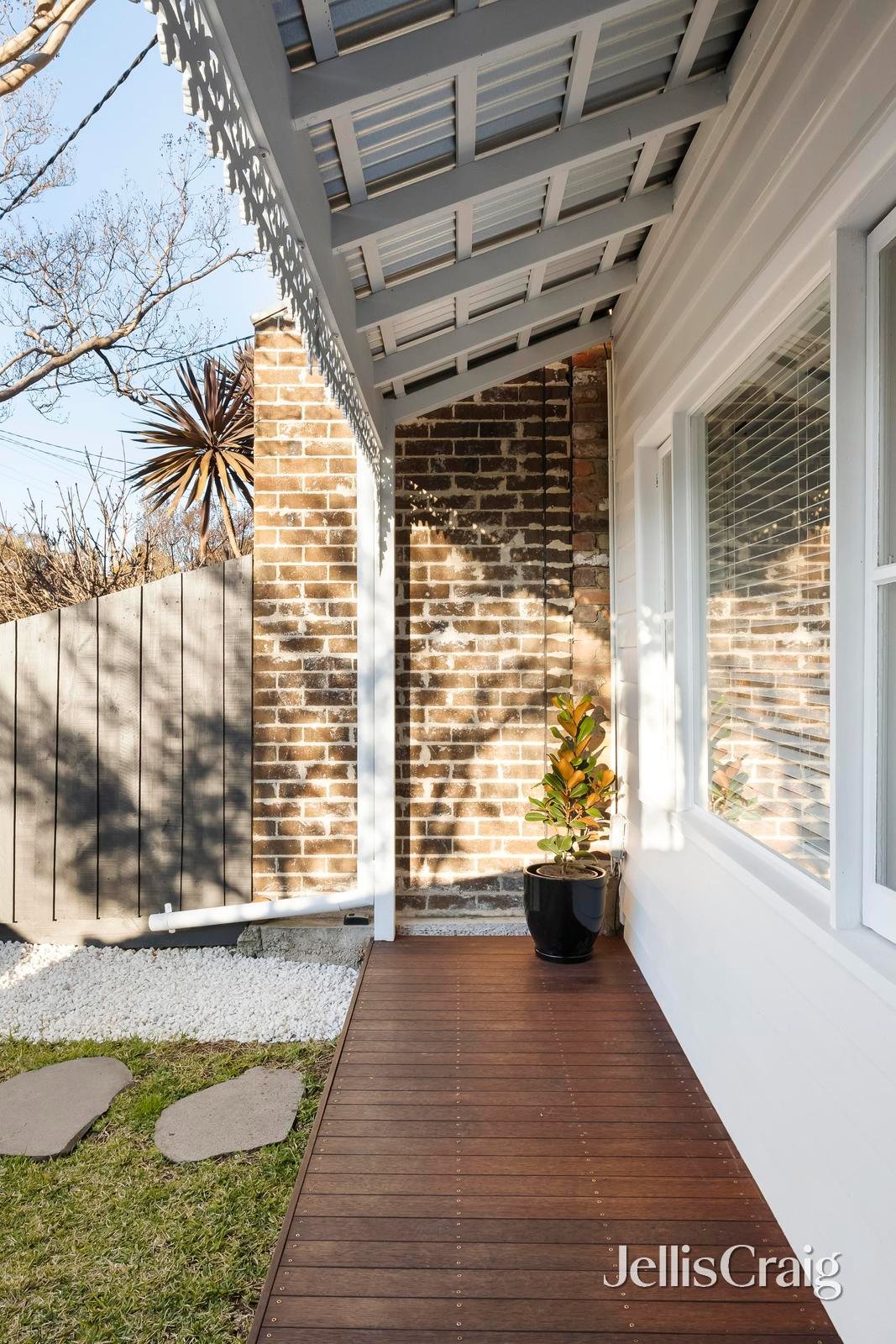 8 Gordon Grove, Northcote image 18