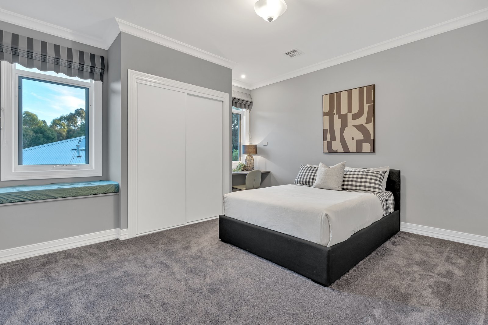 Property Gallery Thumbnail 17