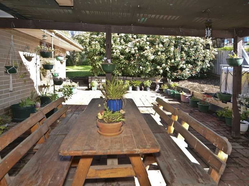 8 Grosvenor Drive, Wandana Heights image 7