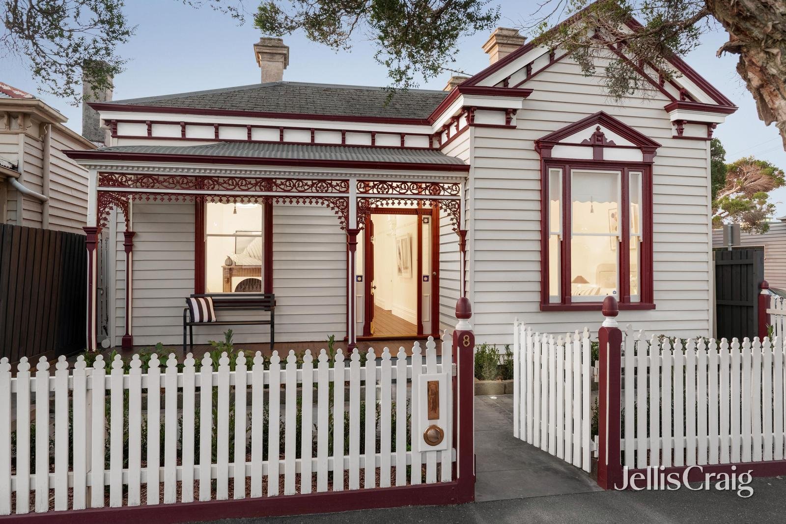 8 Grosvenor Street, Balaclava image 1