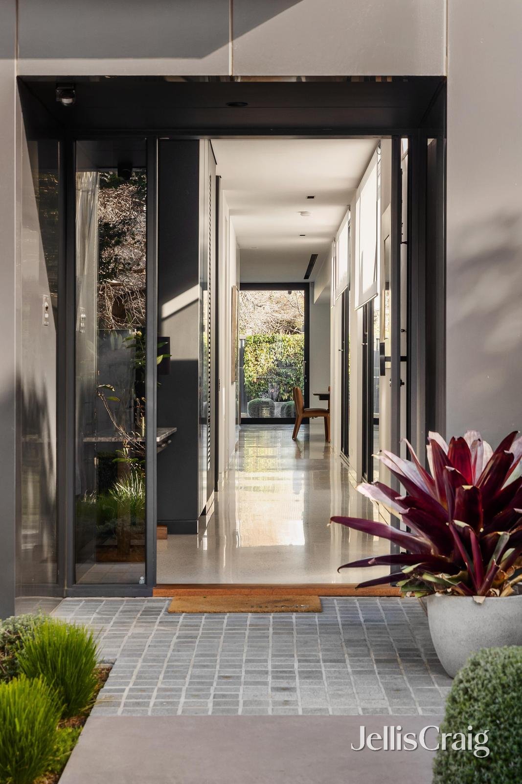 8 Grosvenor Street, Brighton image 3