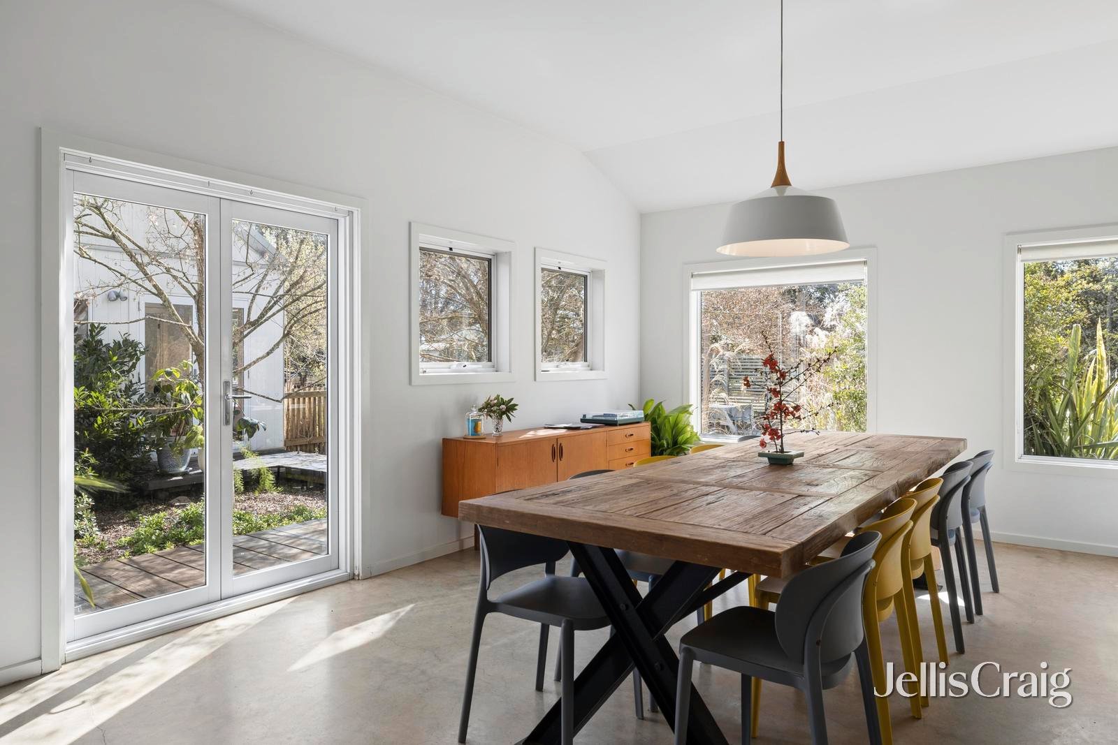 8 Groves Street, Trentham image 6