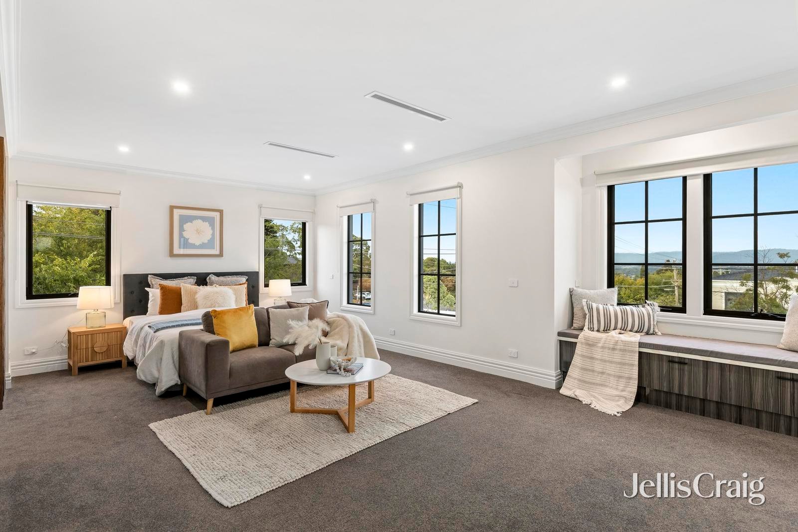 8 Gymea Court, Glen&nbsp;Waverley image 13