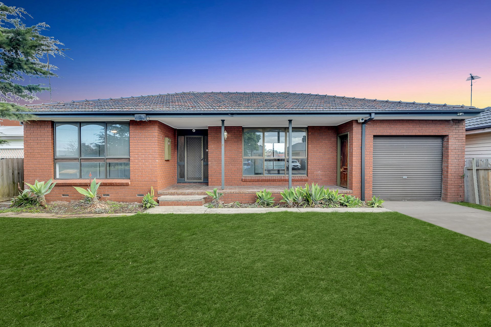 8 Hague Street, Corio image 2