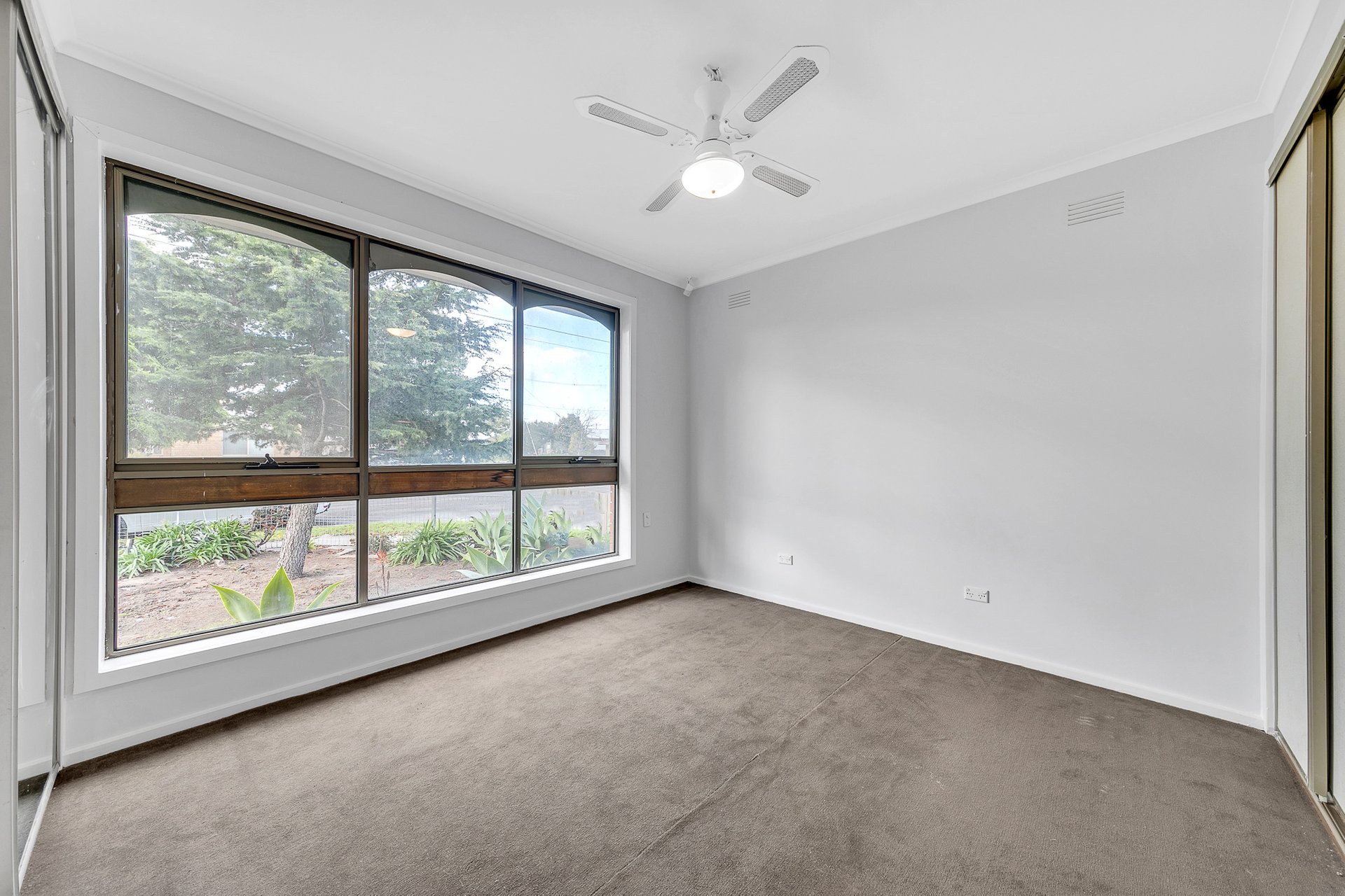 8 Hague Street, Corio image 9