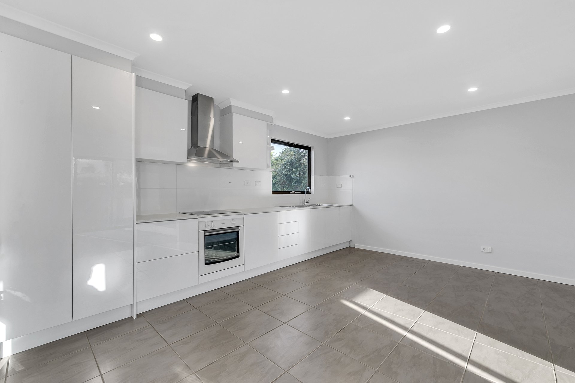 8 Hague Street, Corio image 14