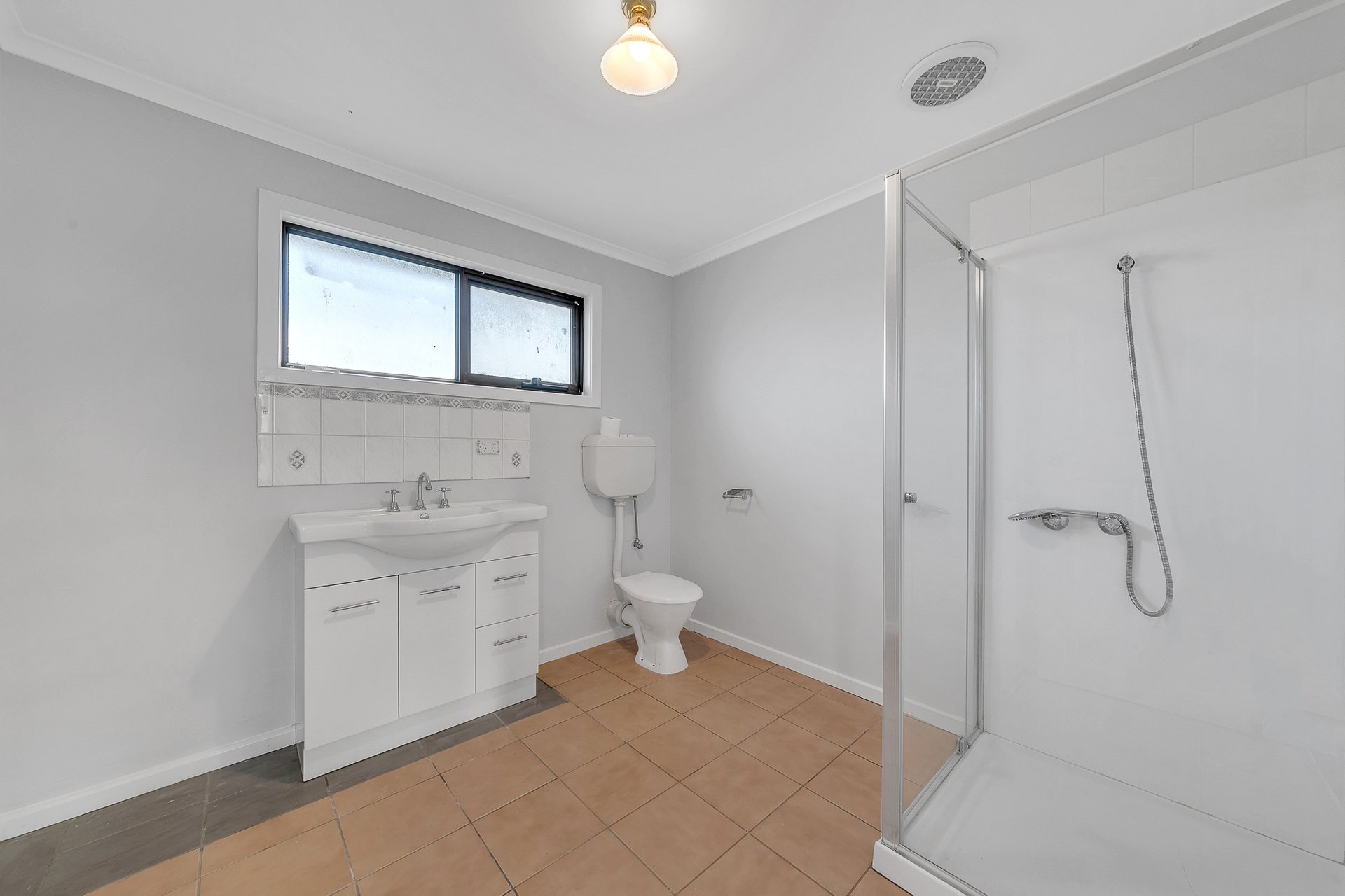 8 Hague Street, Corio image 16