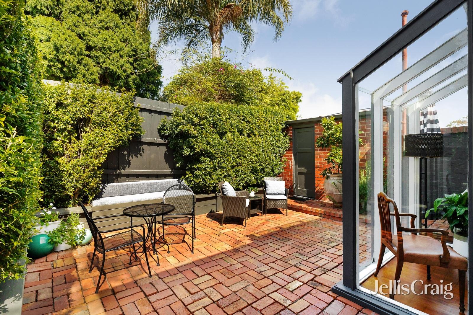 8 Hallcroft Place, Hawthorn&nbsp;East image 3