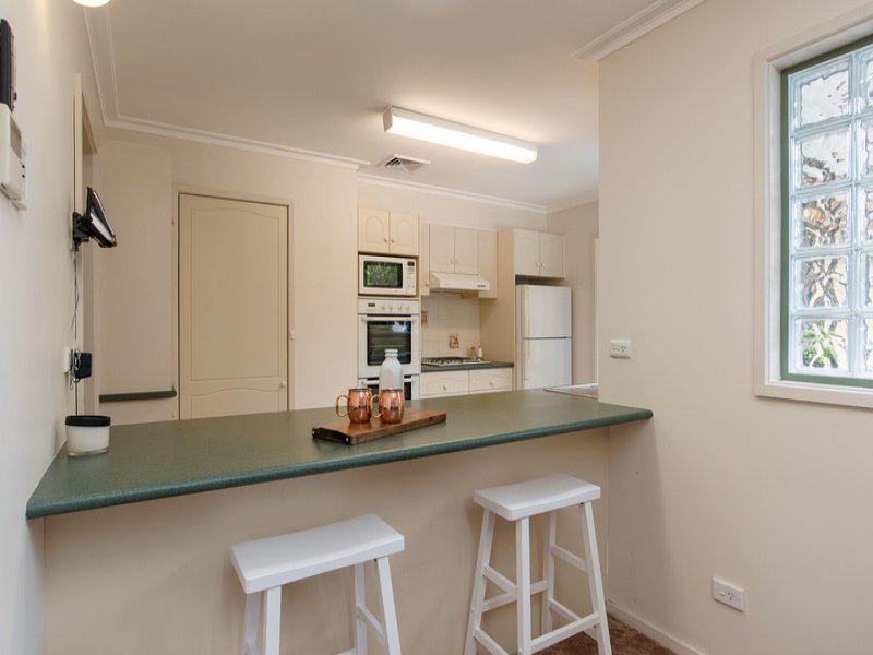 8 Harvest Drive, Chirnside Park image 7