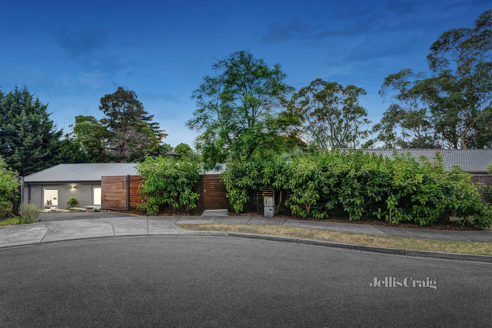 8 Havilah Court, Viewbank image 2