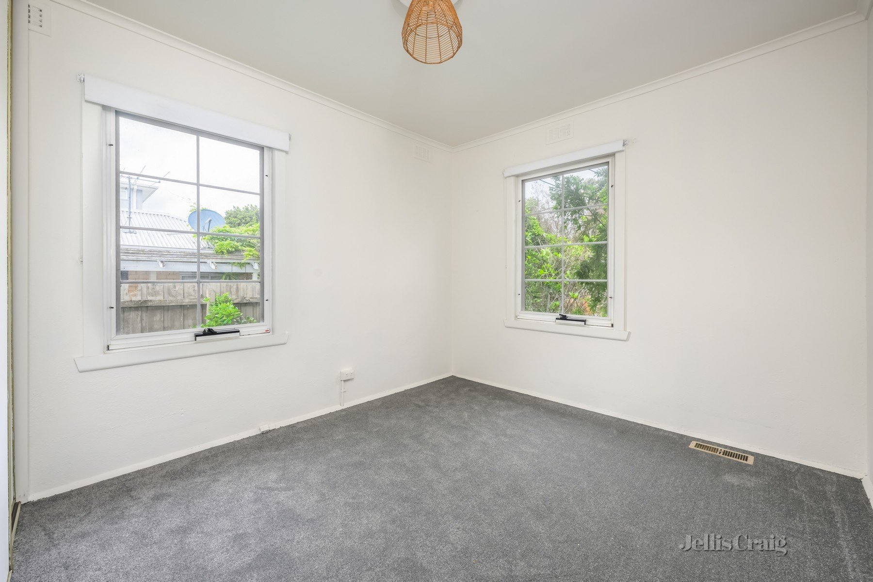 8 Hay Street, Preston image 4