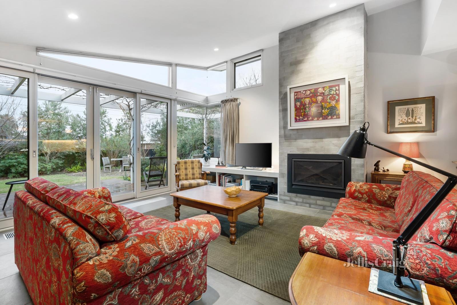 8 Healey Street, Moorabbin image 2