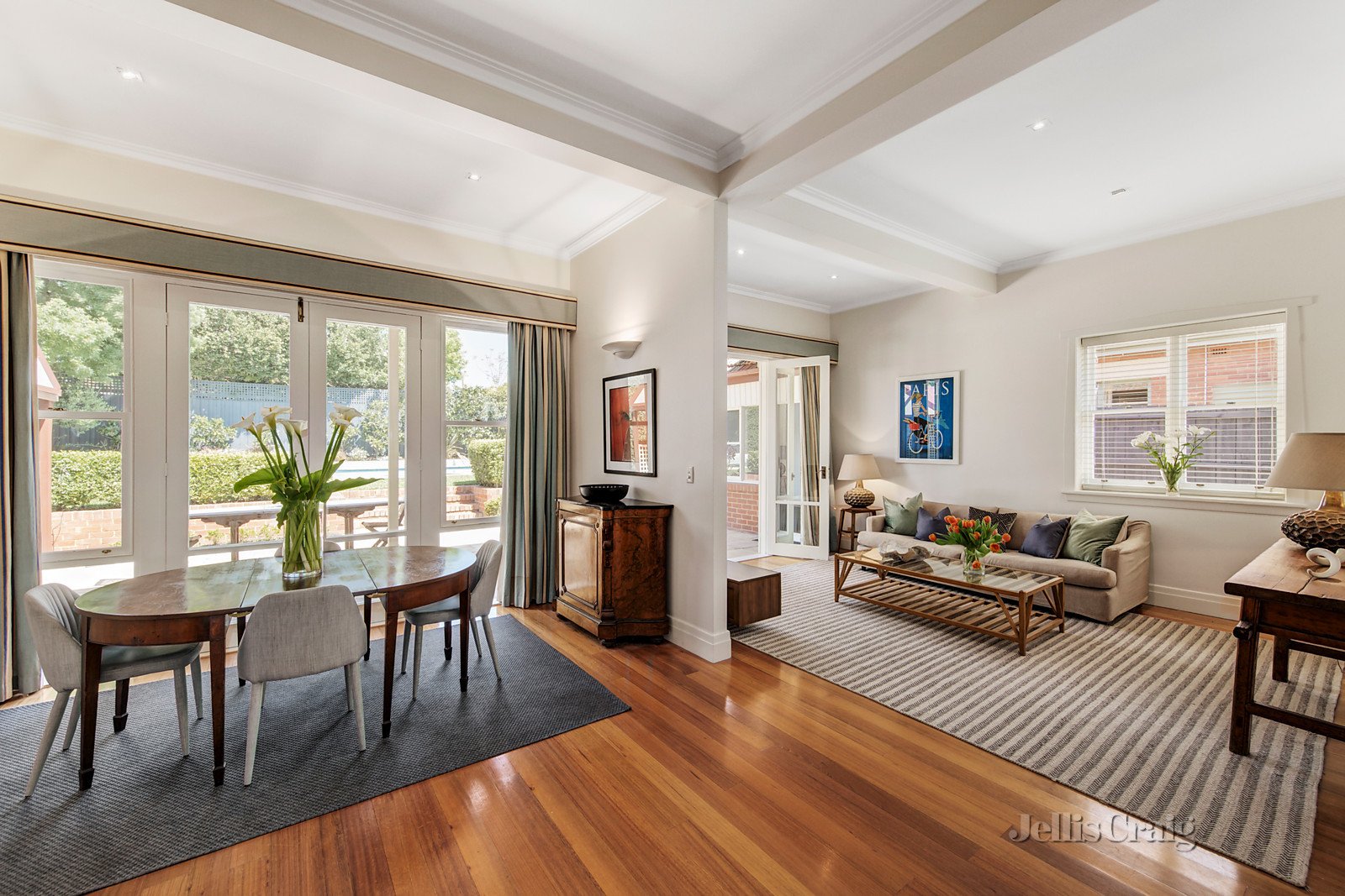 8 Heaton Avenue, Glen Iris image 2