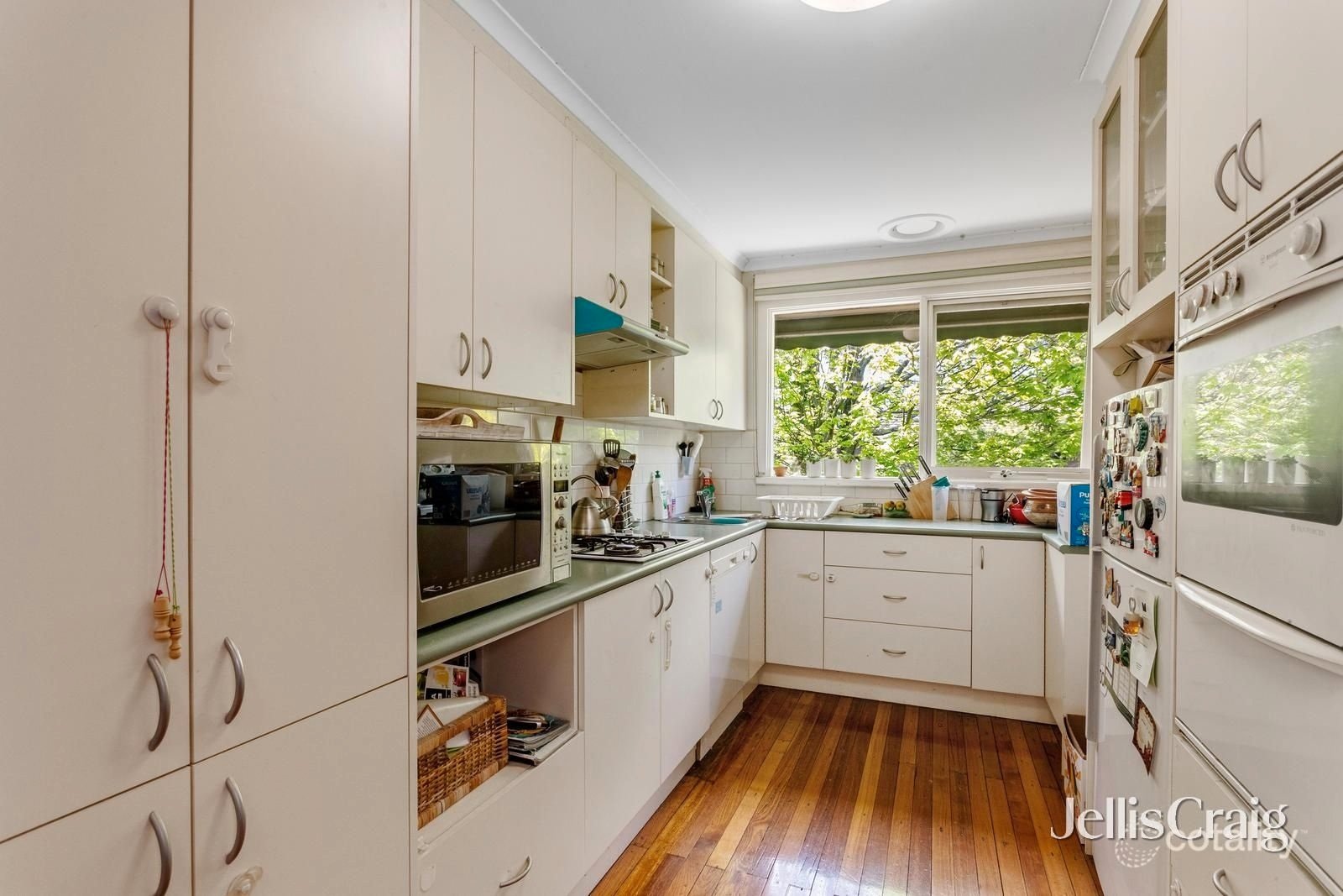 8 Herald Court, Glen&nbsp;Waverley image 3