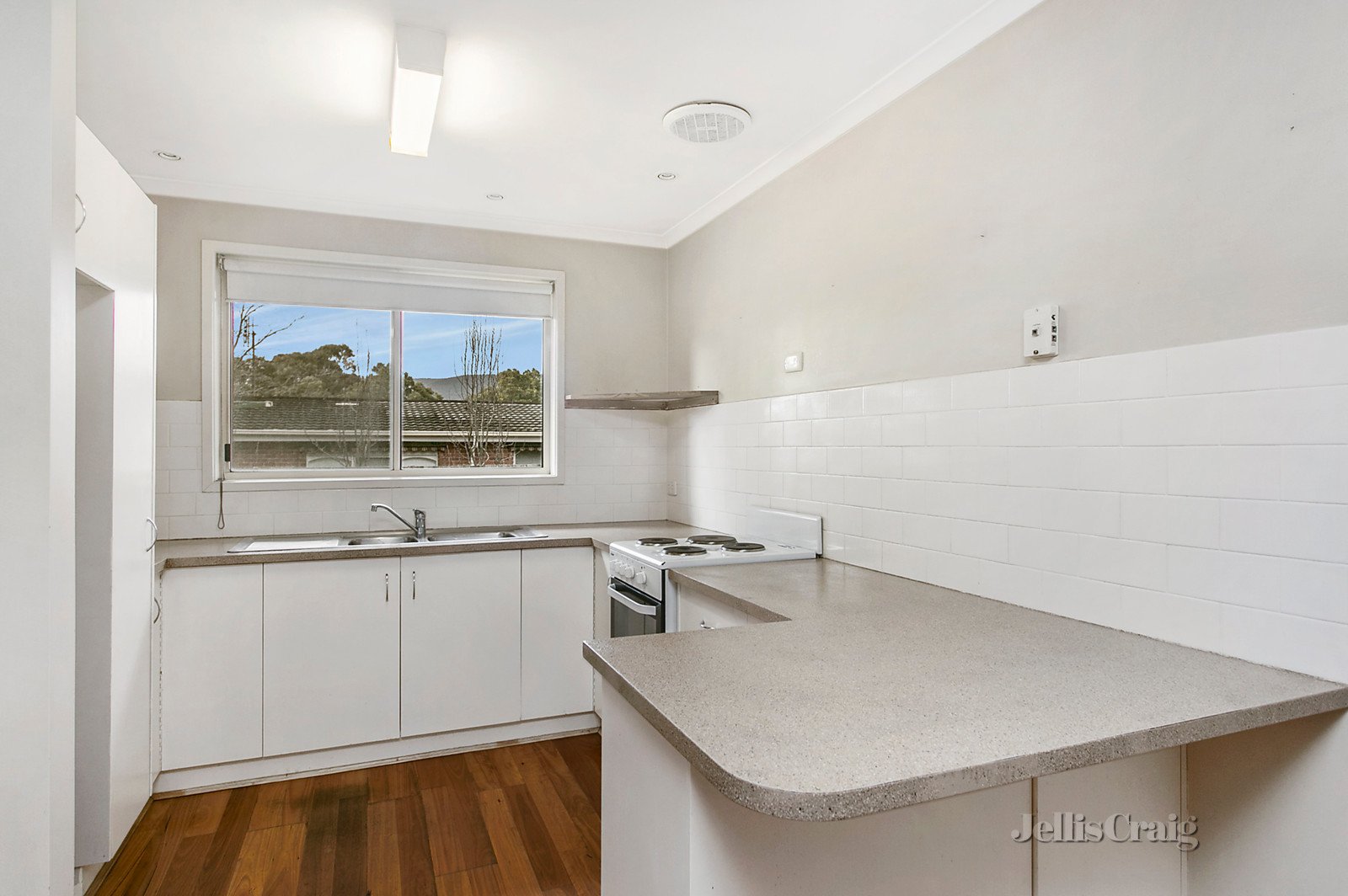 8 High Street, Woodend image 3