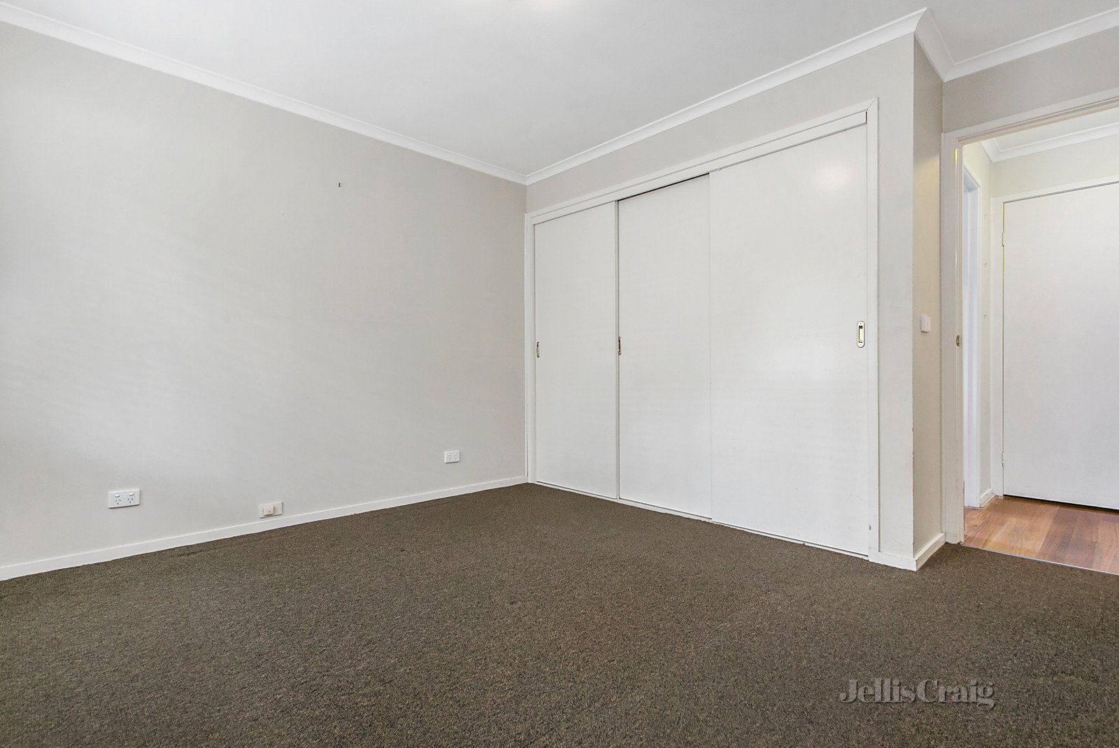 8 High Street, Woodend image 5