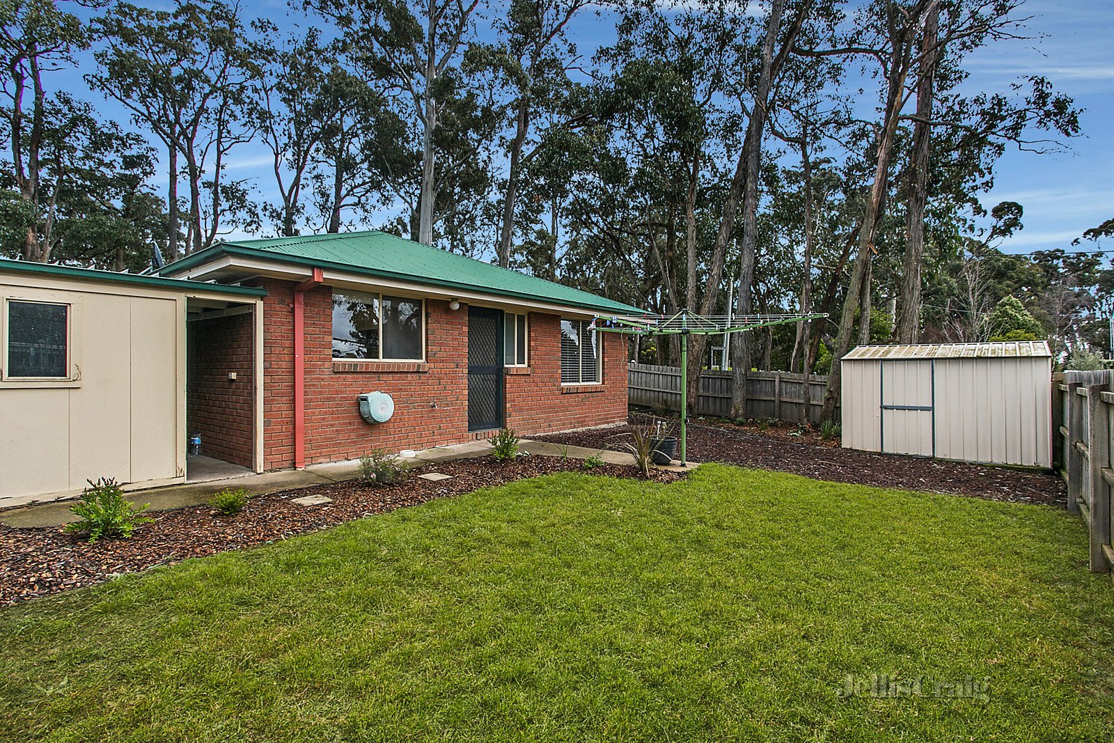 8 High Street, Woodend image 9