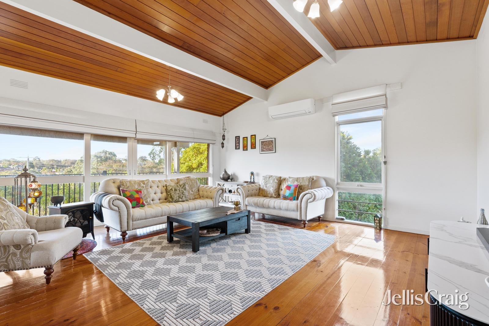 8 Highvale Road, Glen&nbsp;Waverley image 3