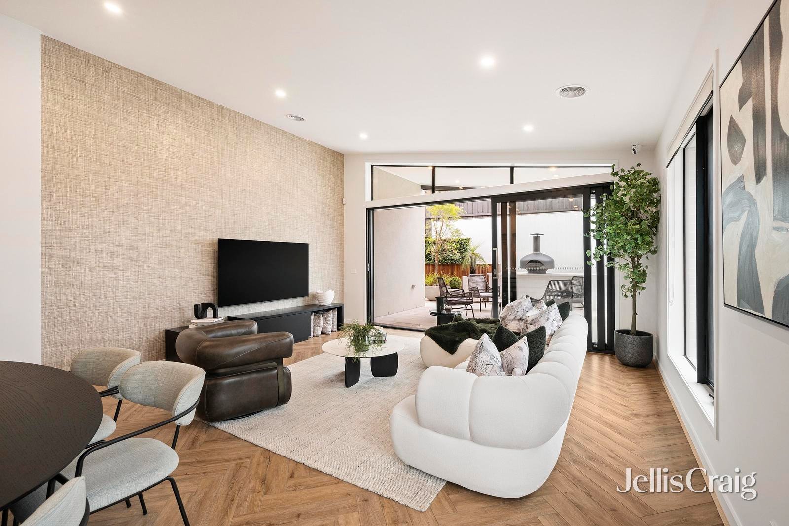 8 Honour Avenue, Lilydale image 3