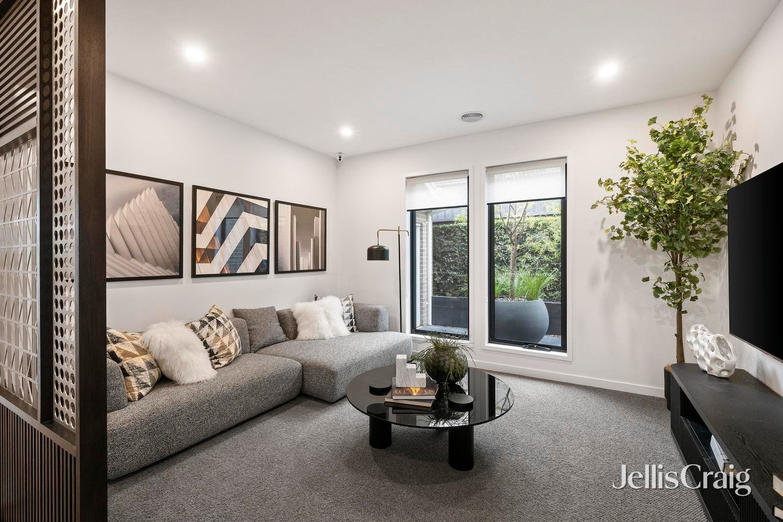 8 Honour Avenue, Lilydale image 10