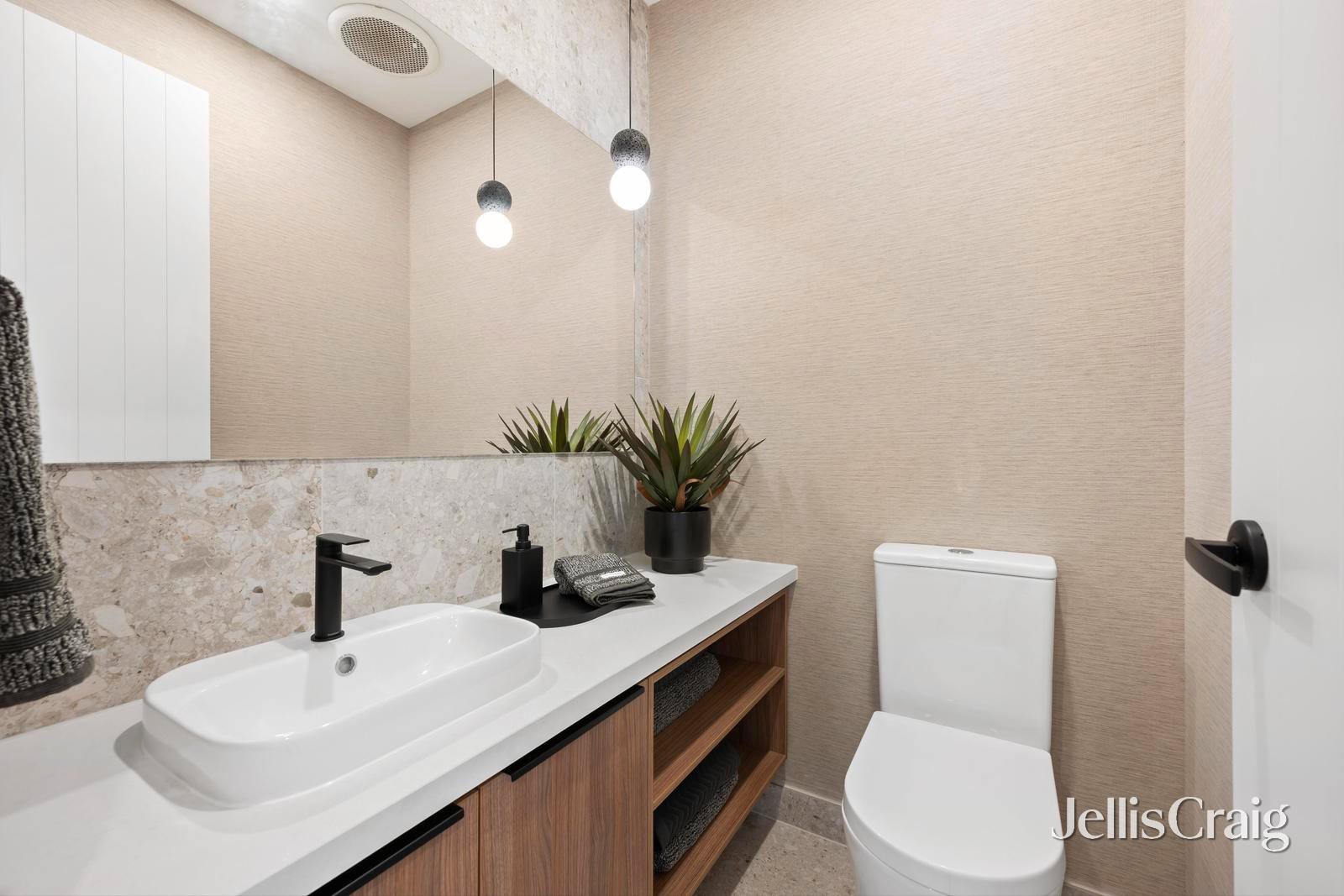 8 Honour Avenue, Lilydale image 19
