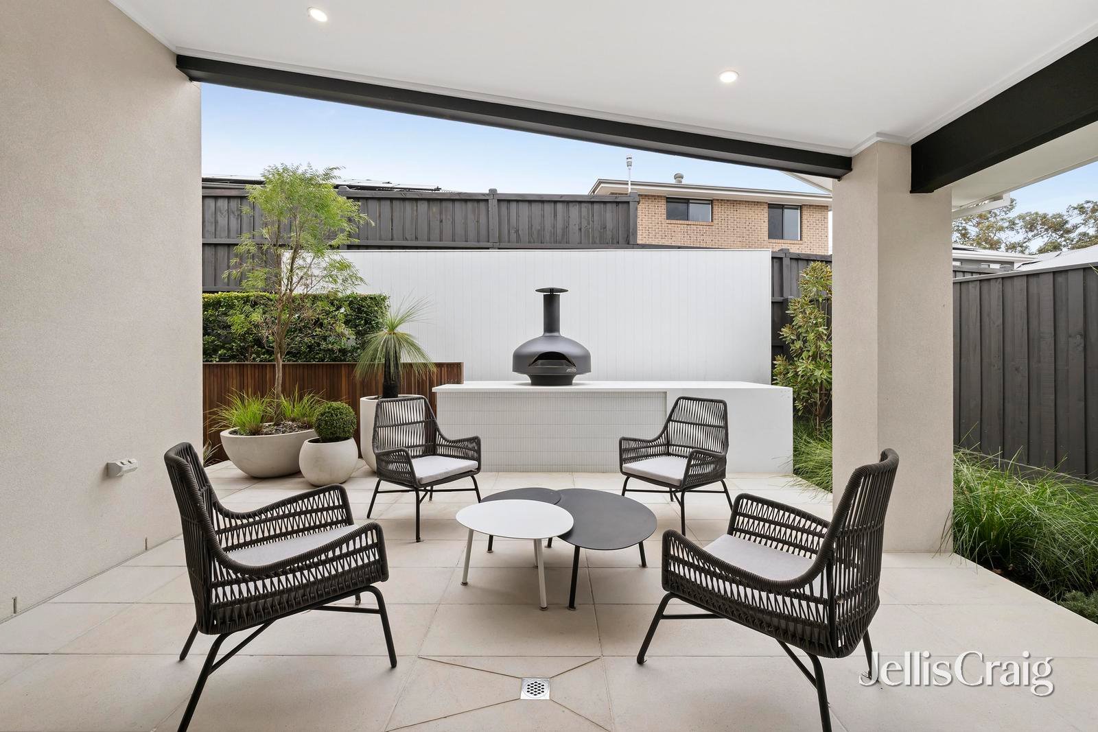 8 Honour Avenue, Lilydale image 22