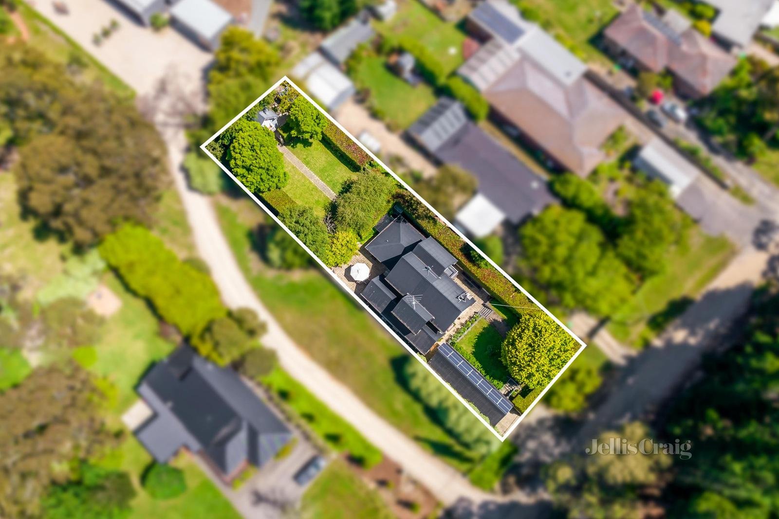 8 Hotham Avenue, Mount&nbsp;Macedon image 22