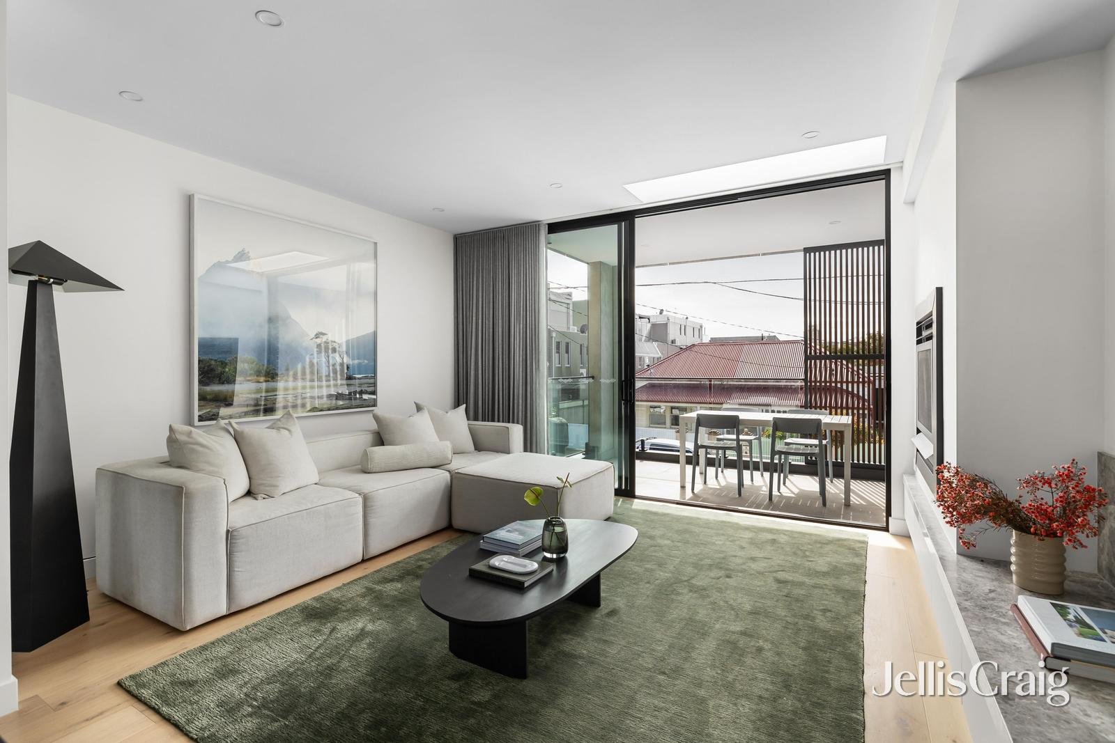 8 Hunter Street, Richmond image 2