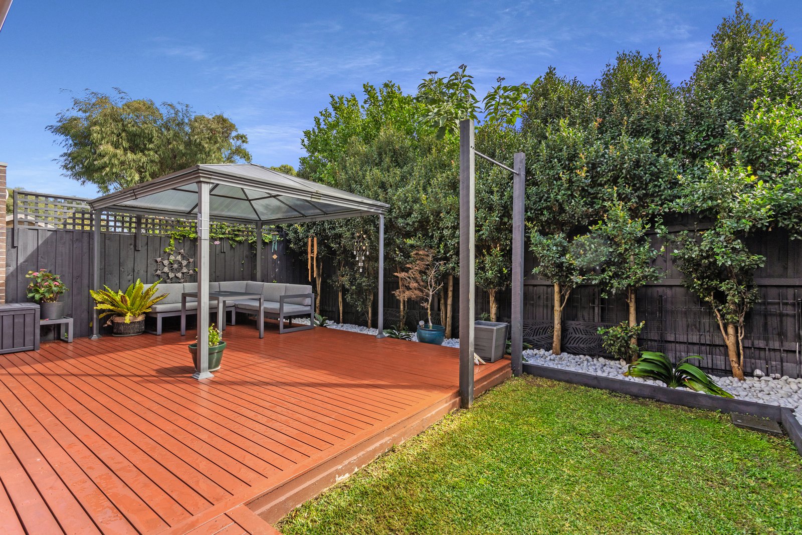Property Gallery Thumbnail 9