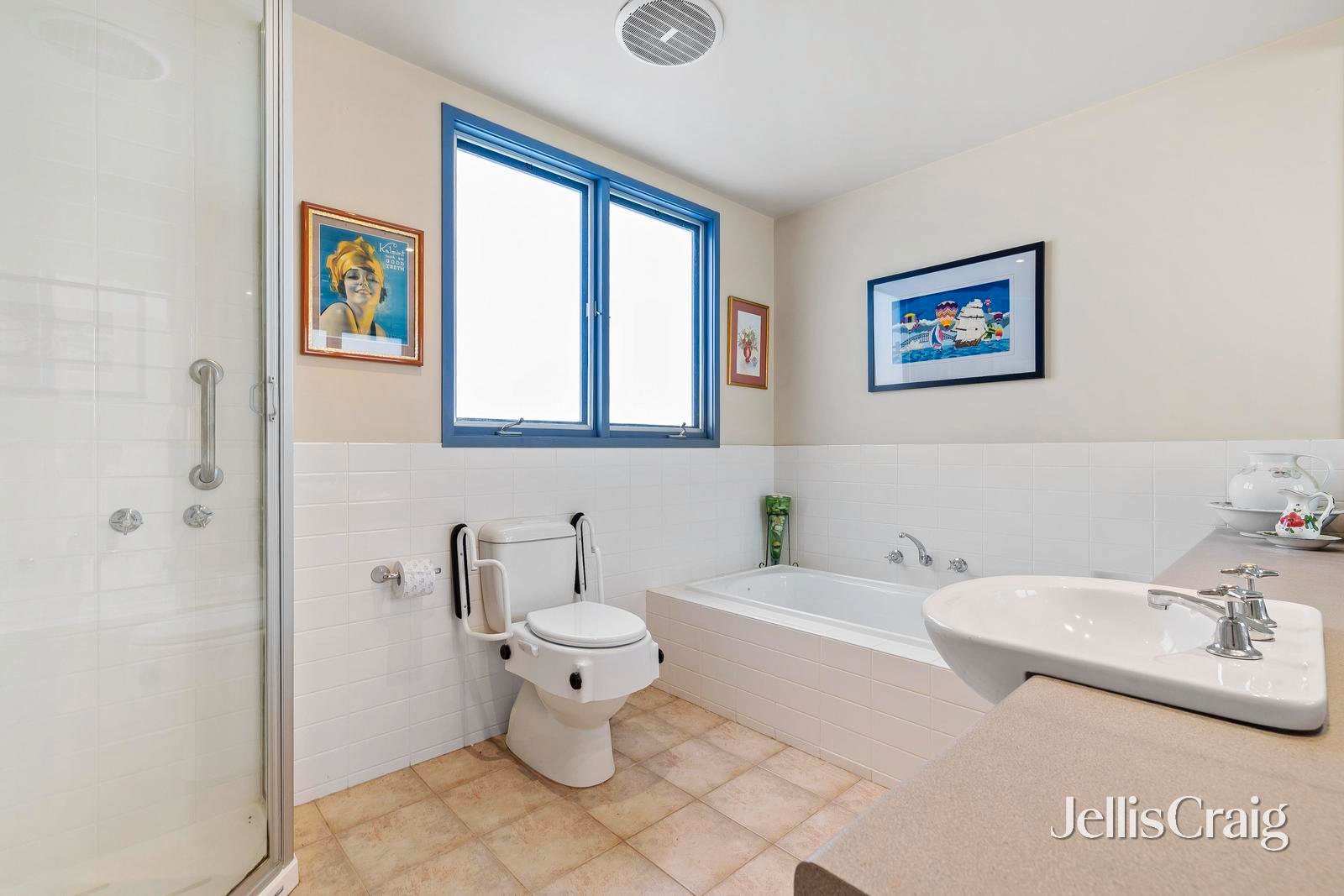 8 James Court, Mount&nbsp;Martha image 11