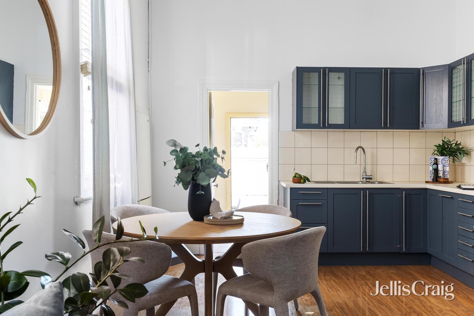 8 James Street, Richmond image 9