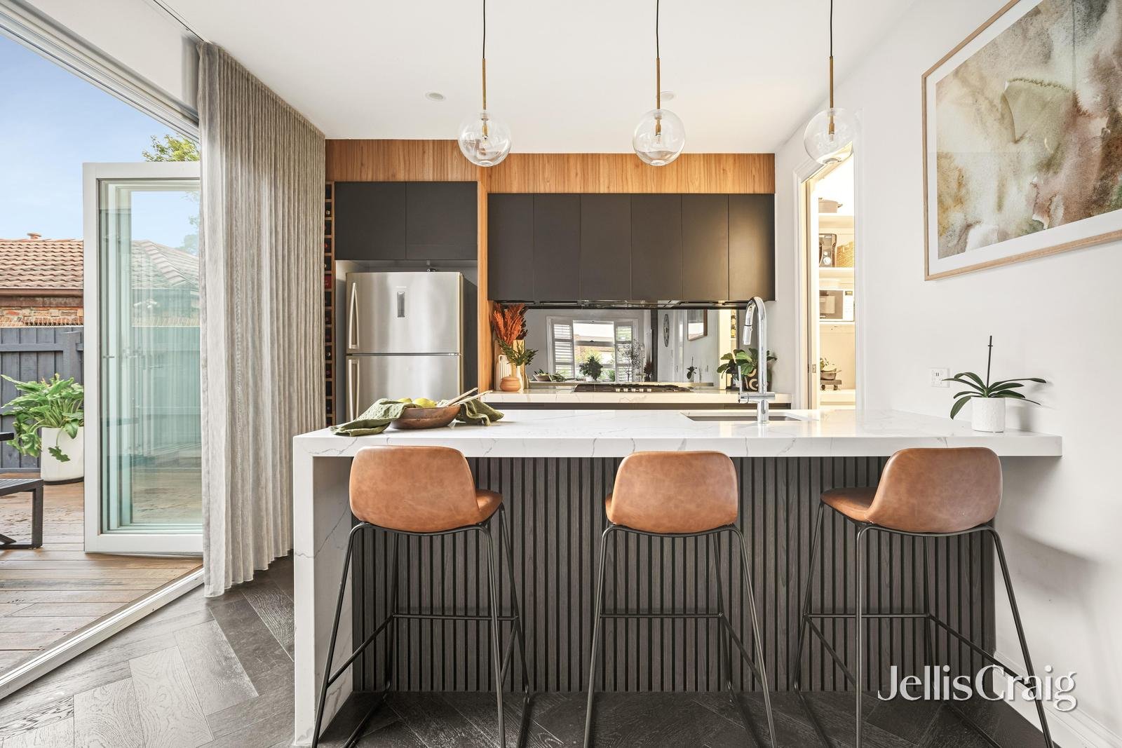 8 Justin Court, Cheltenham image 3