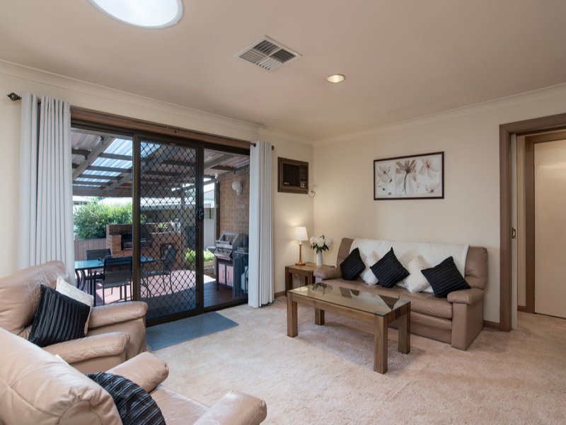 8 Kambora Court, Mooroolbark image 8