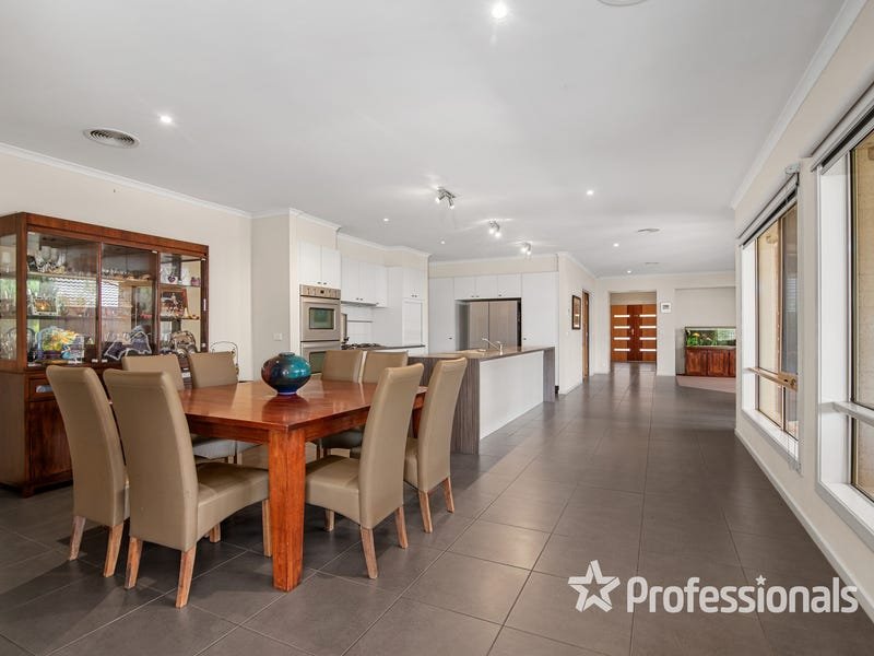 8 Kameel Drive, Yarra Glen image 3