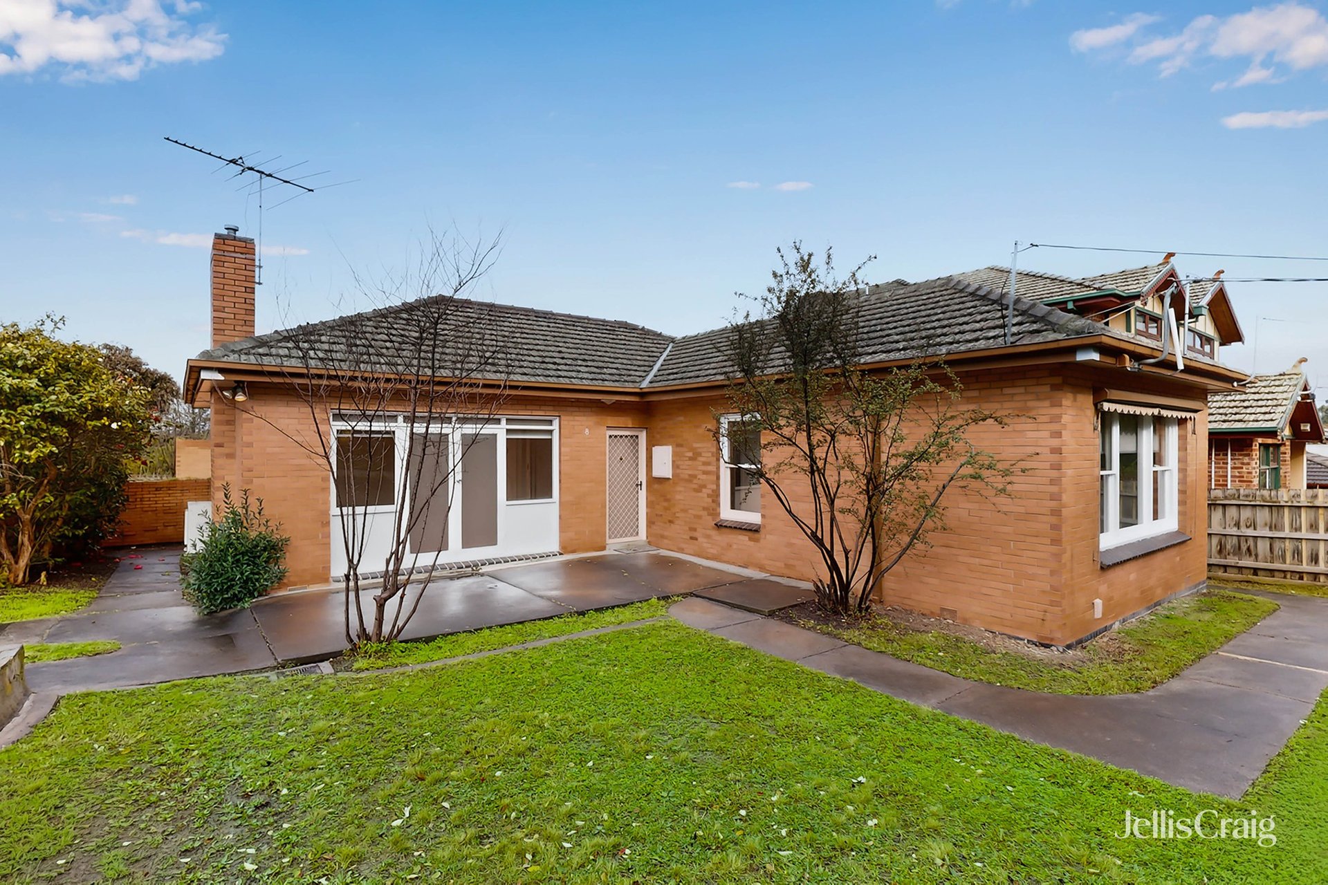 8 Kanooka Avenue, Ashwood image 1