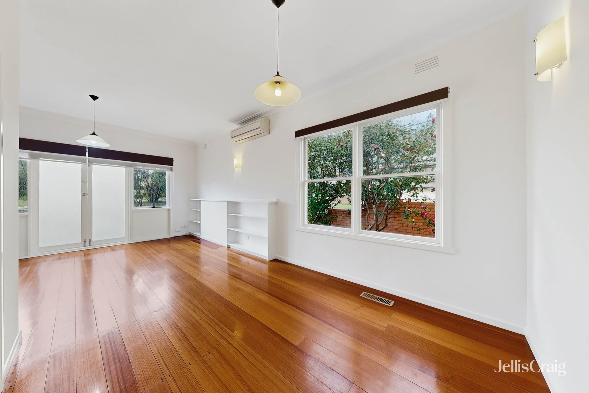 8 Kanooka Avenue, Ashwood image 4