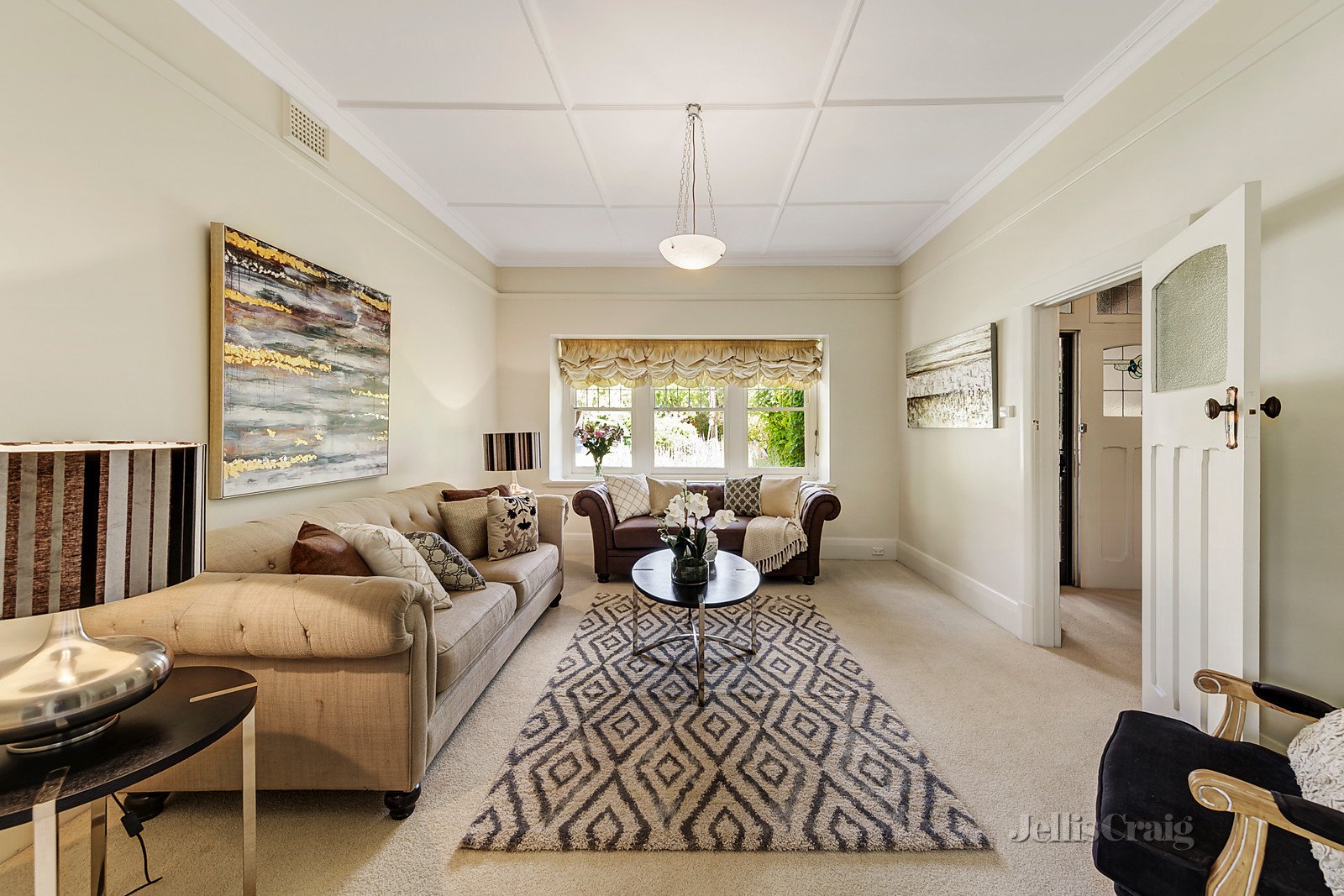 8 Kenilworth Grove, Glen Iris image 5