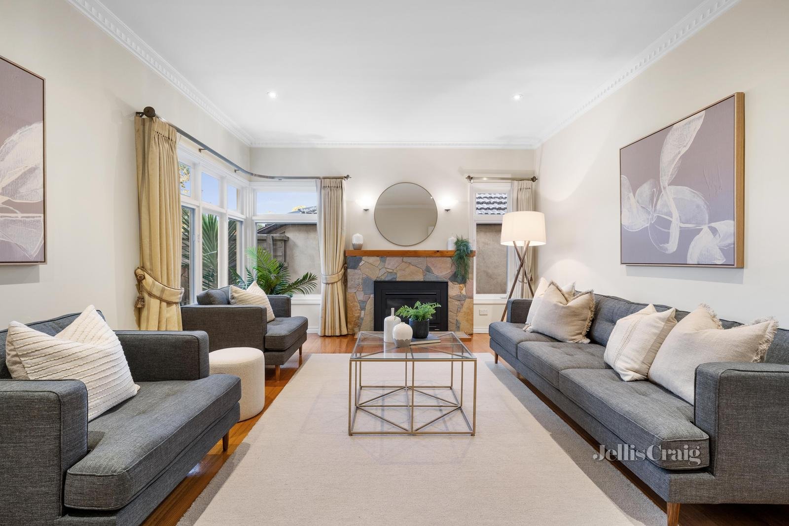 8 Kevin Avenue, Blackburn image 5