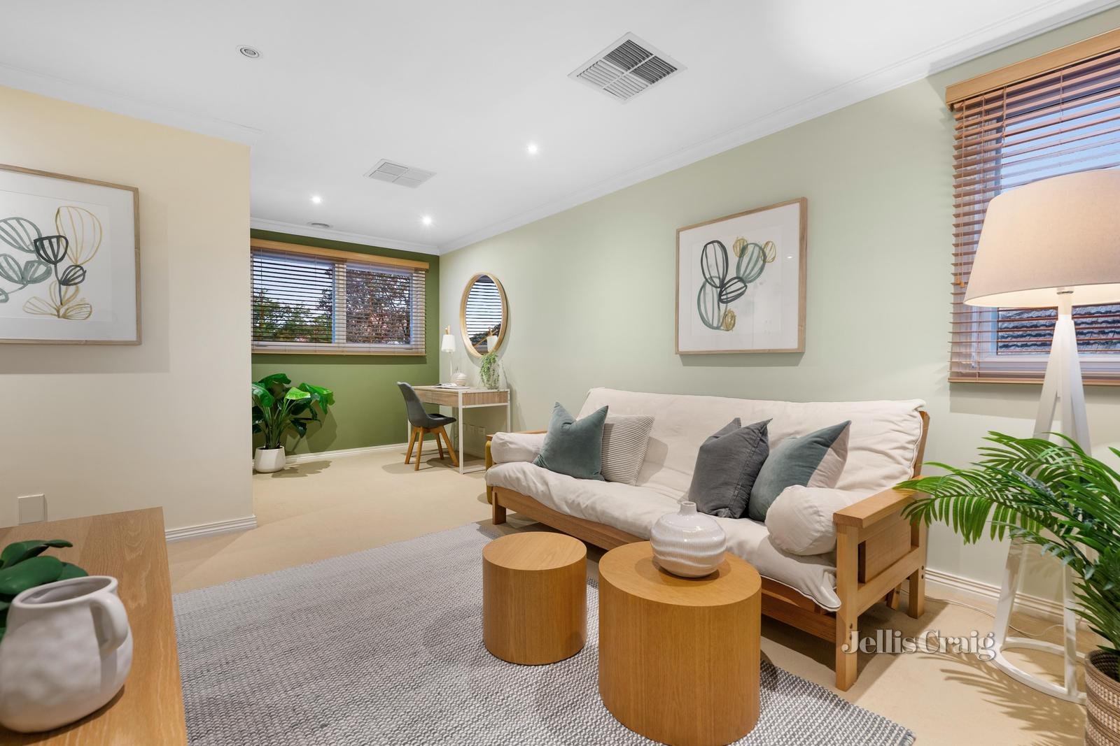 8 Kevin Avenue, Blackburn image 7