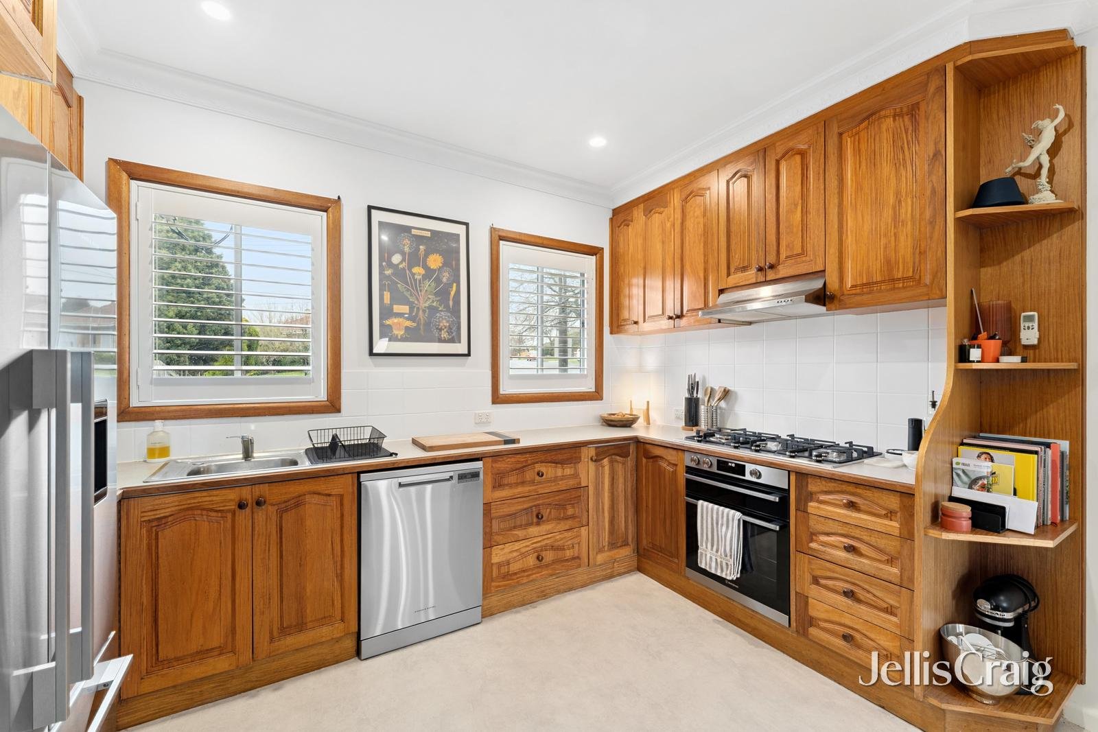 8 Killeen Avenue, Black Hill image 4